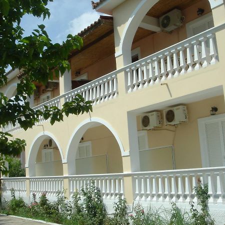 Rallou Rooms & Apartments Gaitani Εξωτερικό φωτογραφία